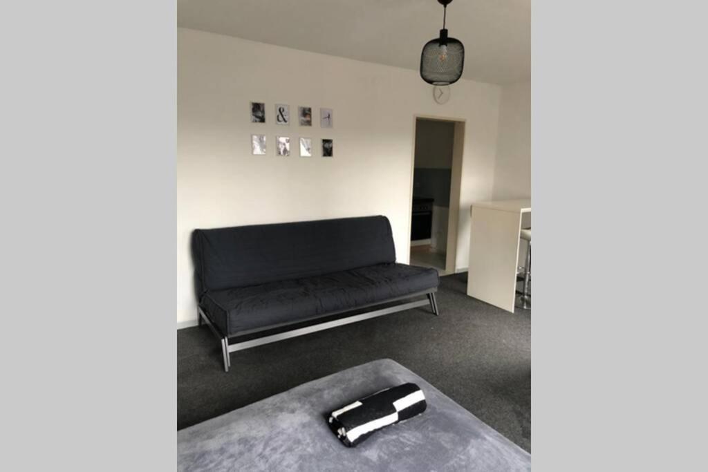 Ein Helles Und Geraumiges Zimmer Am Bremer Hauptbahnhof. Bagian luar foto